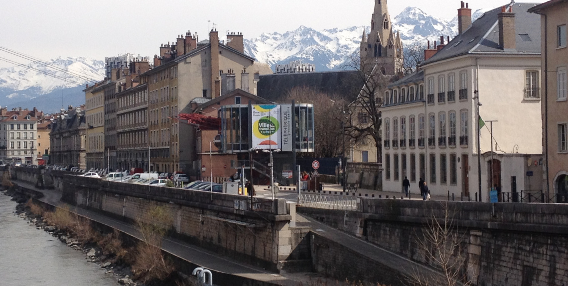 In Grenoble, Local Government and civil society organizations address the issue of the Right to the City and the Ecological Transition