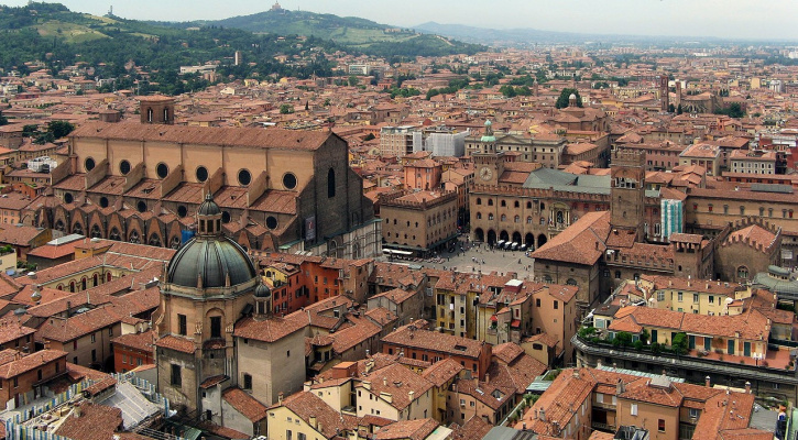 Bologna's initiatives on the Right to Housing