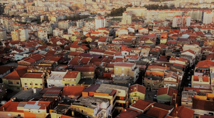 Urban Renewal in Cova da Moura: Portugal's Critical Urban Areas Programme